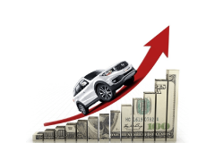 افزایش قیمت خودرو همراه با نوسانات ارزی