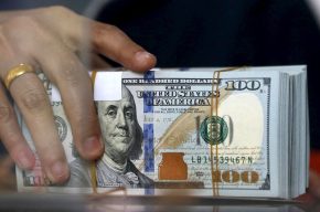 علت درجا زدن قیمت دلار