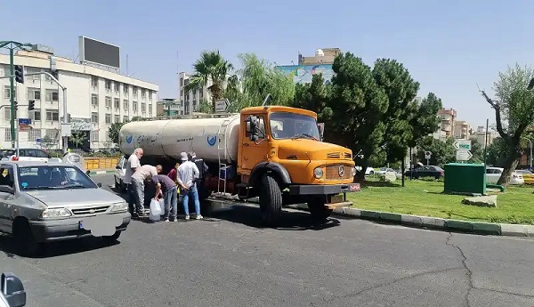 آبرسانی با تانکر در تهران