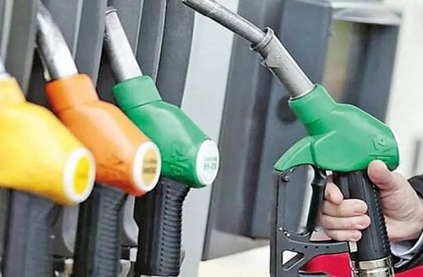 سه نرخی شدن قیمت بنزین واقعیت یا شایعه ؟